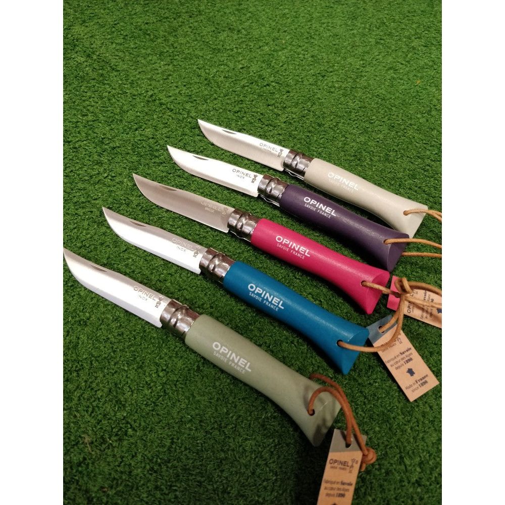 Opinel N°06 с цветной рукояткой и шнурком (доступно в 5 цветах)